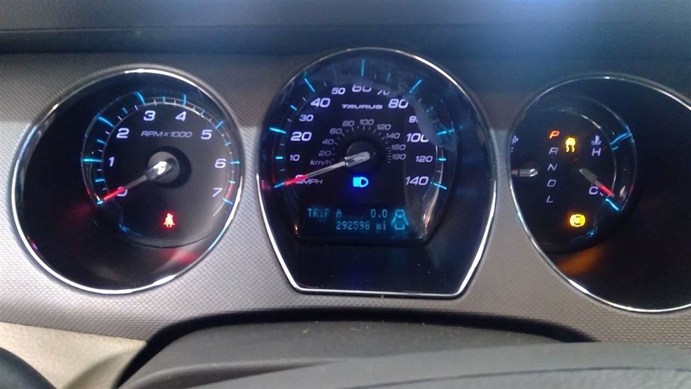 TAURUS 2012 High Mounted Stop Light 1650671