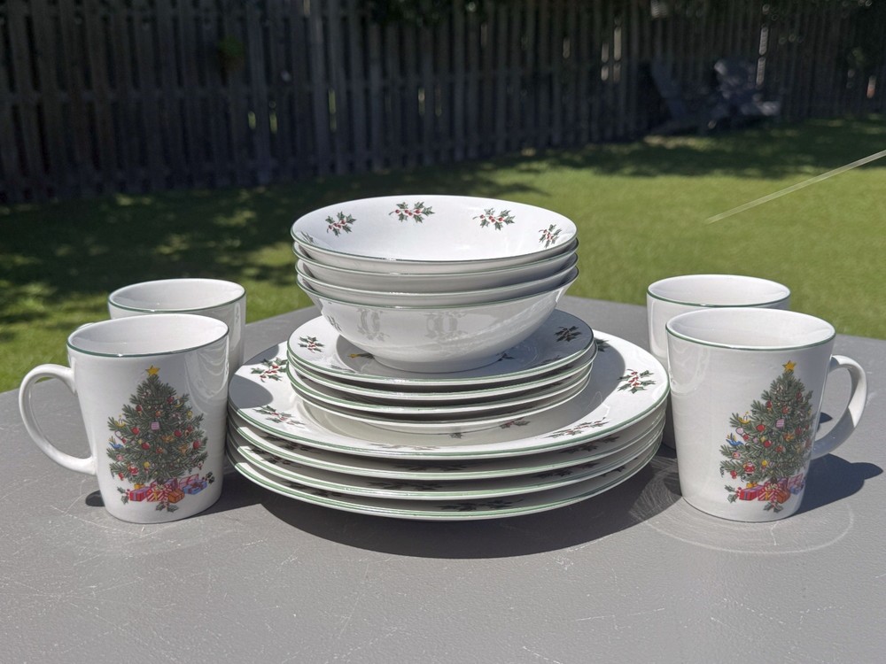 17 Piece Gibson (Setting for 4) & Pfaltzgraff Dinnerware Set Ft. Christmas Tree