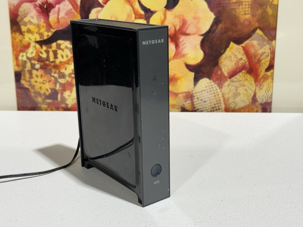 Netgear Universal WiFi Range Extender Wireless Extender WN2000RPT