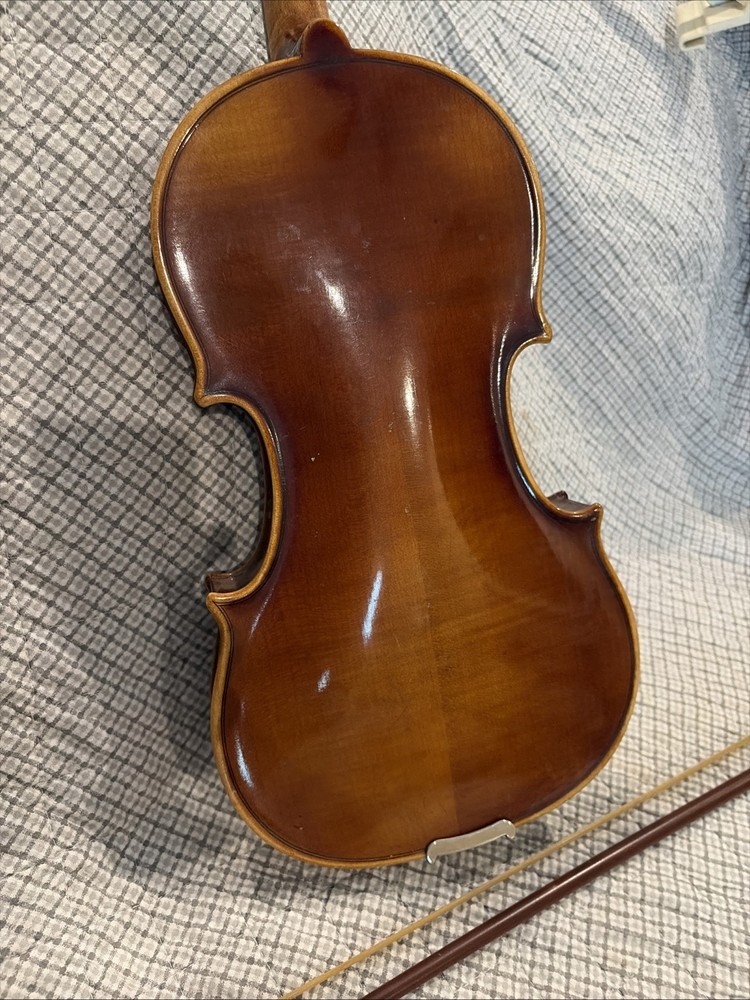 1977 E.R. Pfretzschner Violin With Bow And Case