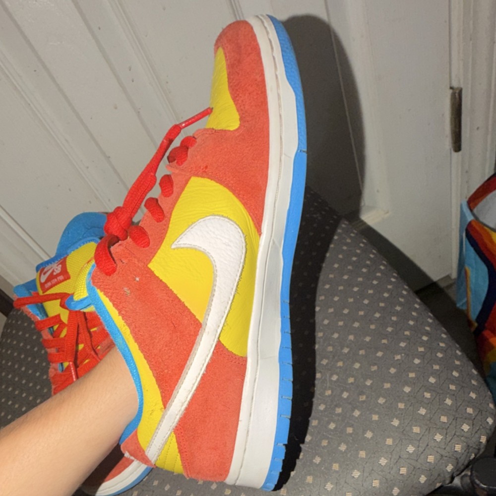 Nike SB Dunk Low Pro Bart simpsons Size 8.5 Medium