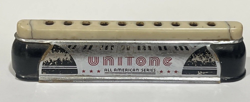 VINTAGE UNITONE CHROMATIC HARMONICA - HARMONIC REED CORP