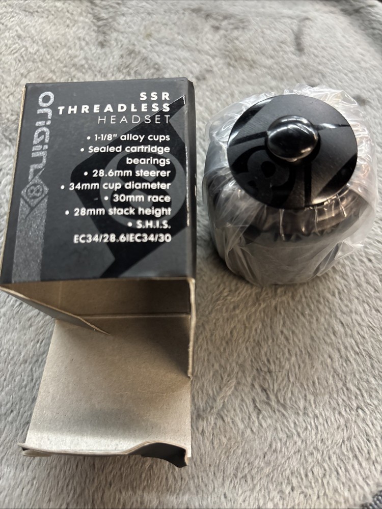 Origin8 SSR Threadless Headset, black Anodized  1  1/8"