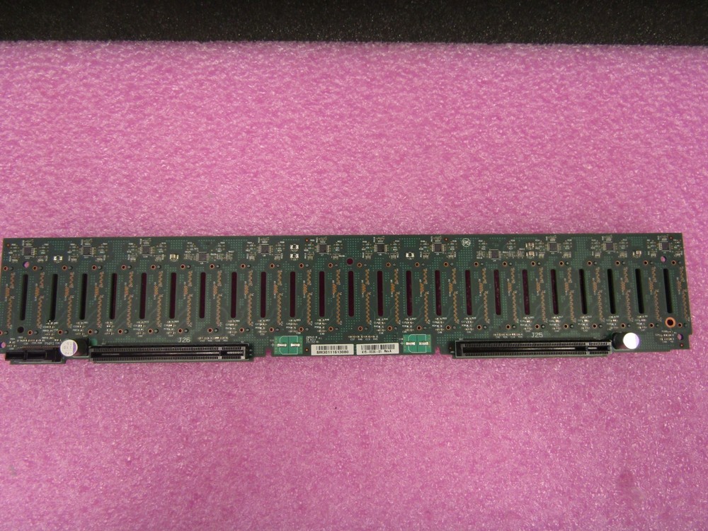 415-0036-01 EMC Isilon S200 24 Disk SAS Backplane P