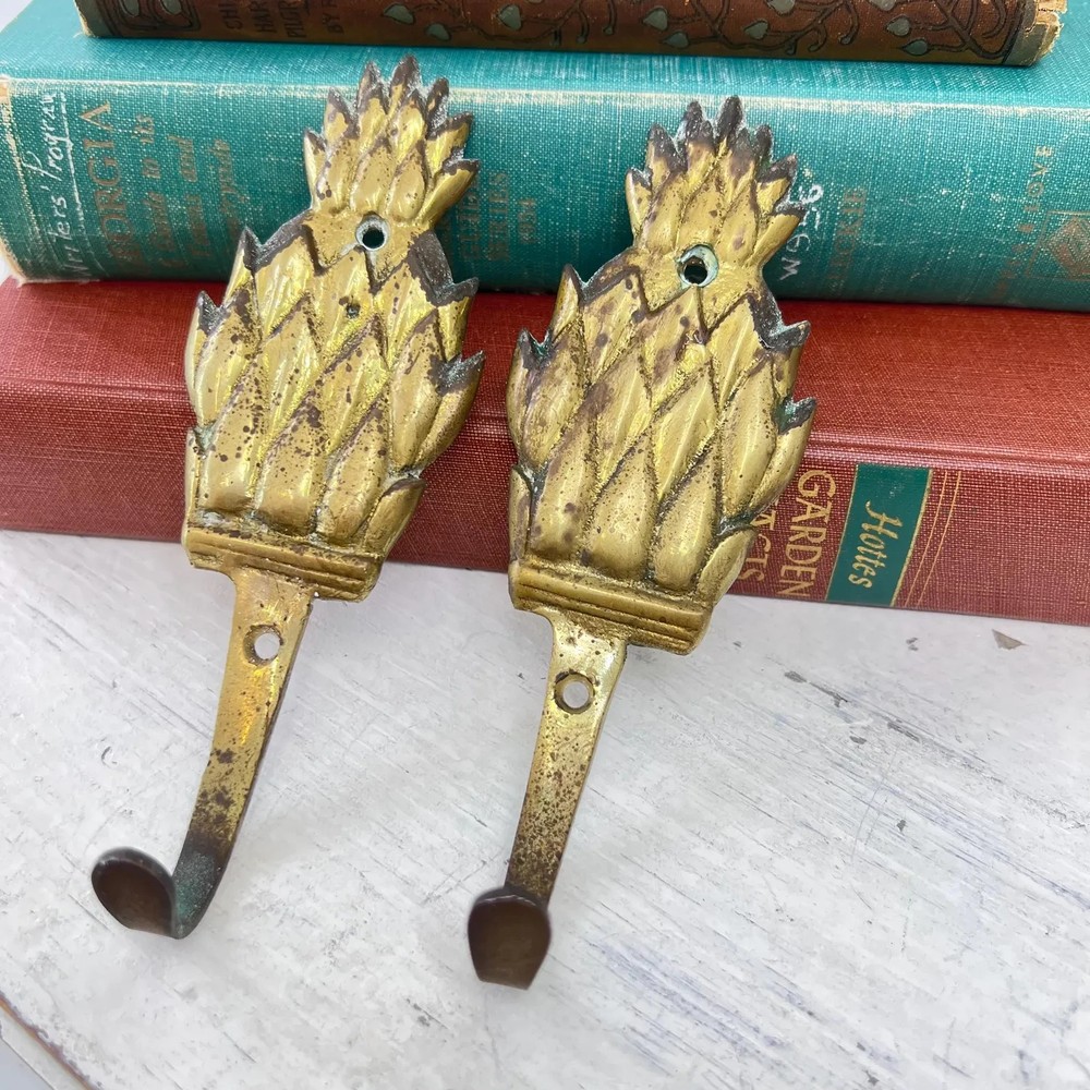 Two Small Vintage Brass Pineapple Wall Hooks / Kitchen Decor / Key Holder