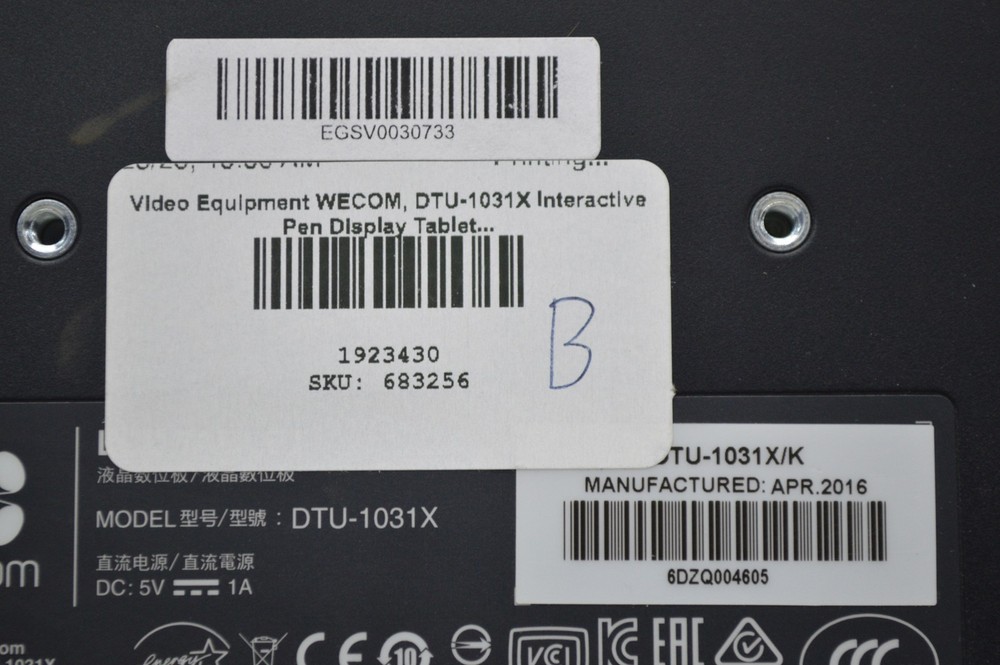 WECOM DTU-1031X Interactive Pen Display Tablet *No Power Cord* (Grade B)