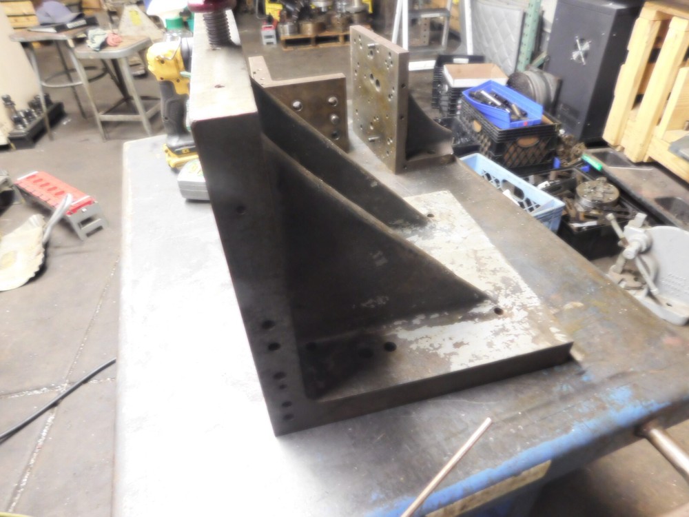 12" x 12" x 12" Right Angle Plate