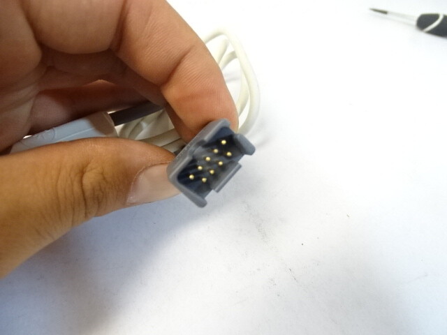 Masimo SET 1863 LNCS DCI Adult SpO2 reusable finger sensor. OEM. 9 Pin Connector