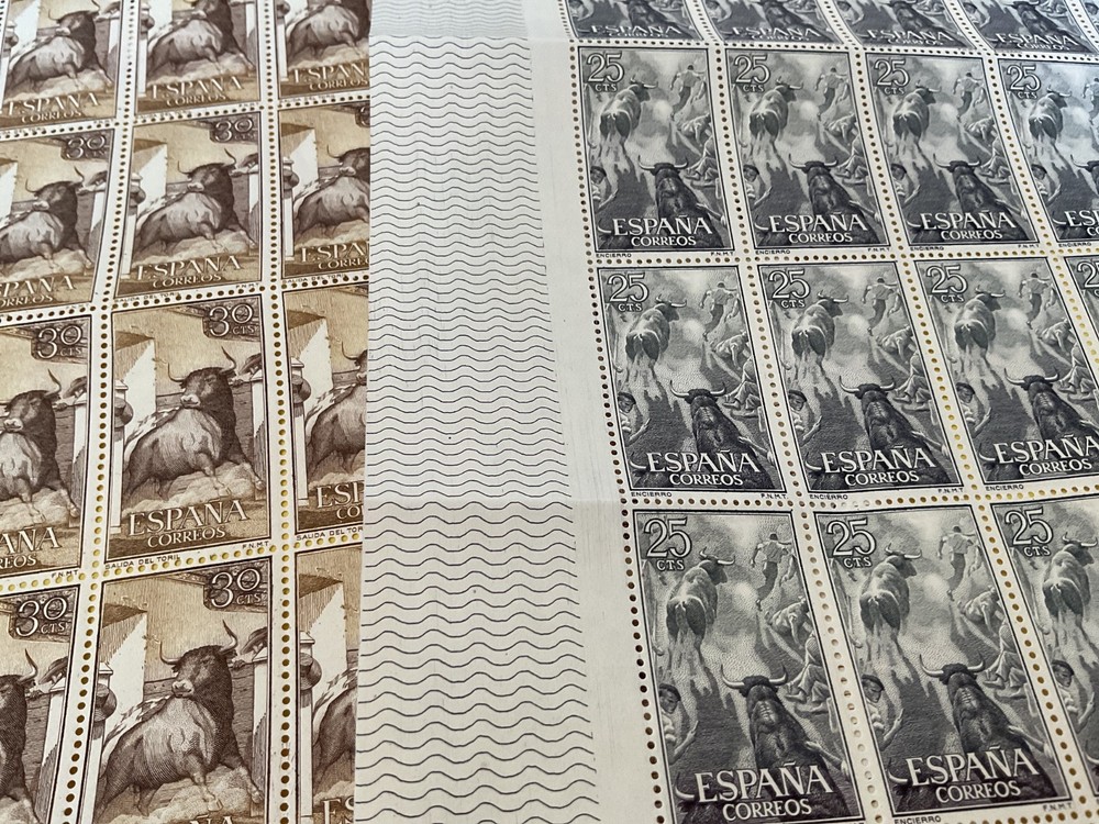 Spain Bull 4 mint never hinged stamps sheets folded B329