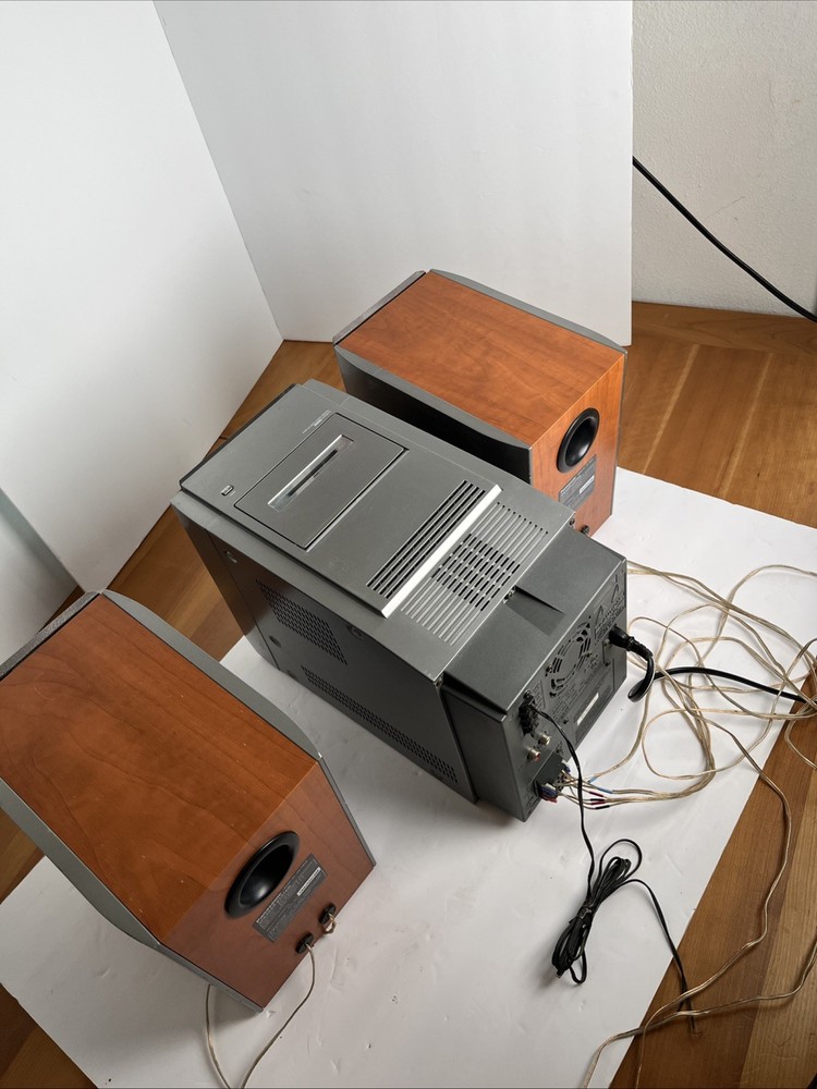 Panasonic SA-PM28 5-CD Changer Stereo System READ* - SEE VIDEO