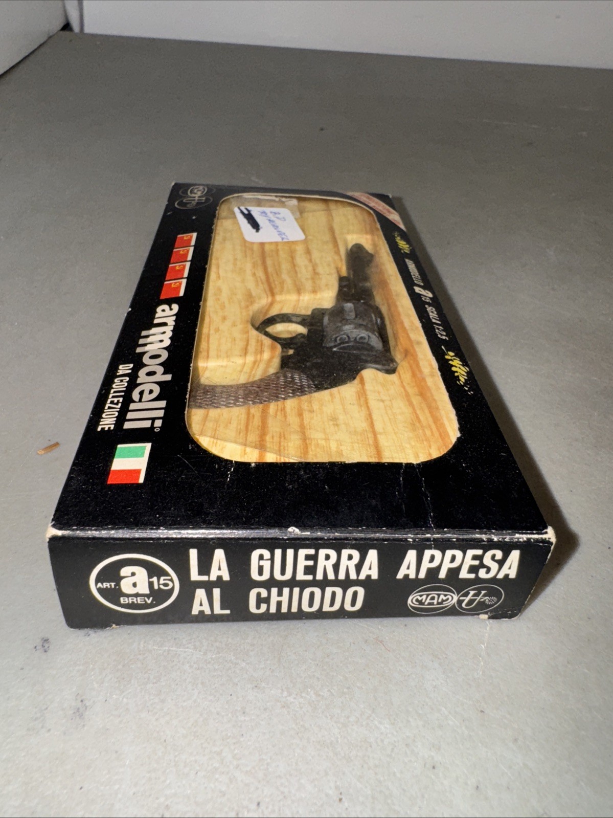 Armodelli Da Collezione Armodello A15 Scala 1:2,5 La Guerra Appears Al Chiodo