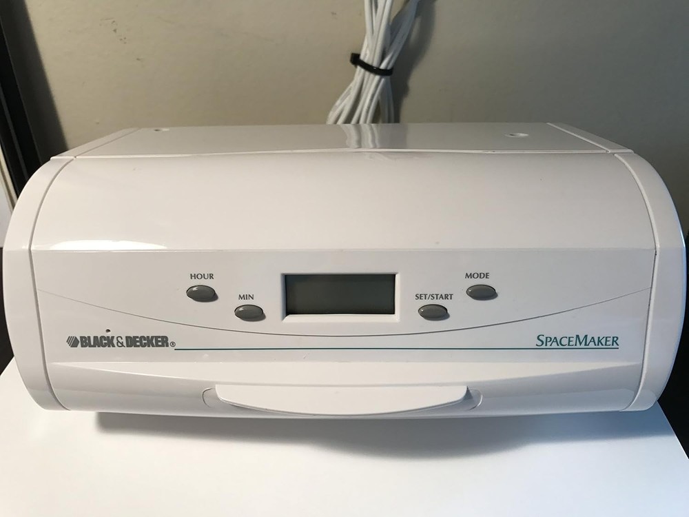 BLACK & DECKER EC950 CAN OPENER SLIMLINE SPACEMAKER DIGITAL CLOCK TIMER