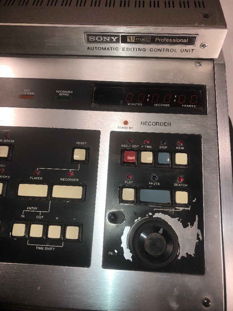 BVE-500 A SONY U-Matic Professional Automatic Editing Control Unit