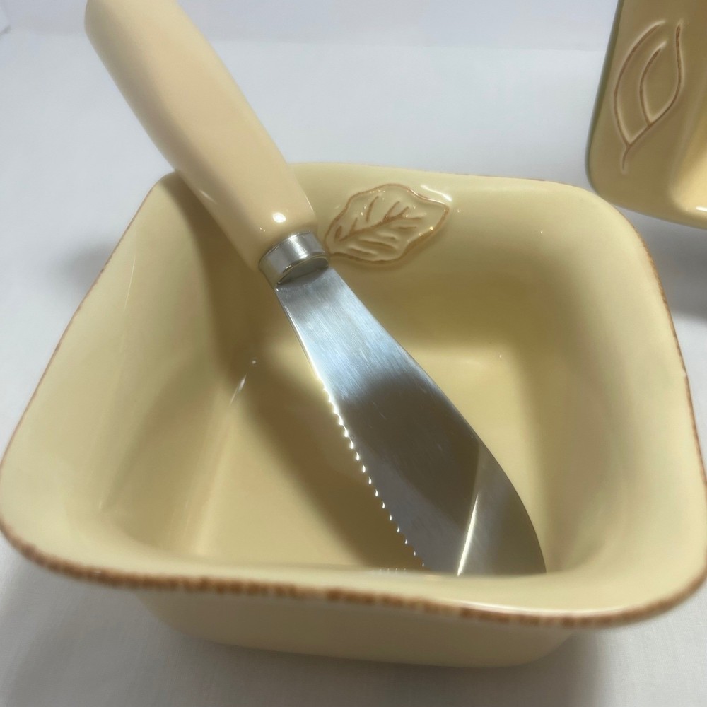 Tastefully Simple Host Collection Bakeware Serving Set Yellow Stoneware Dish