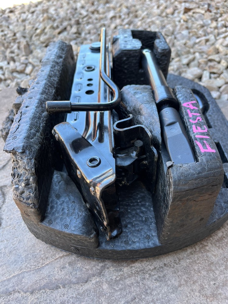Ford Fiesta Jack Kit