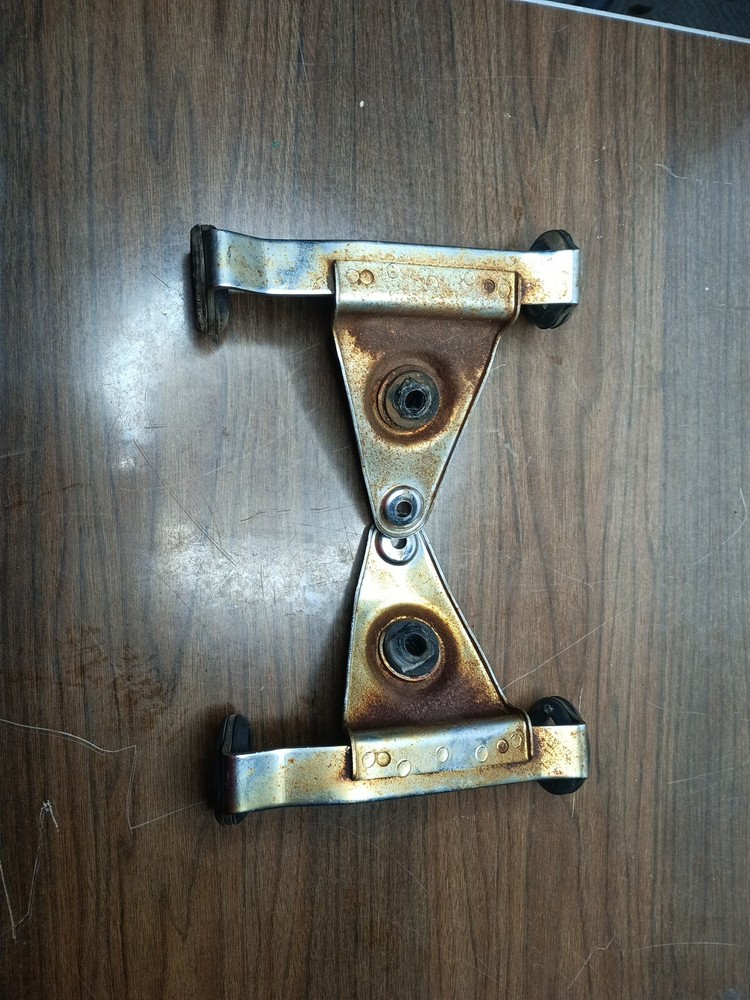 Suzuki GS550 Fork Ears Headlight Mount.