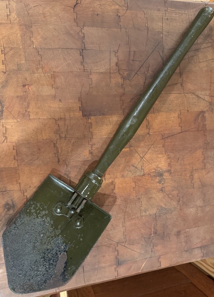 ORIGINAL WWII US ARMY M1943 COMBAT FIELD FOLDING SHOVEL