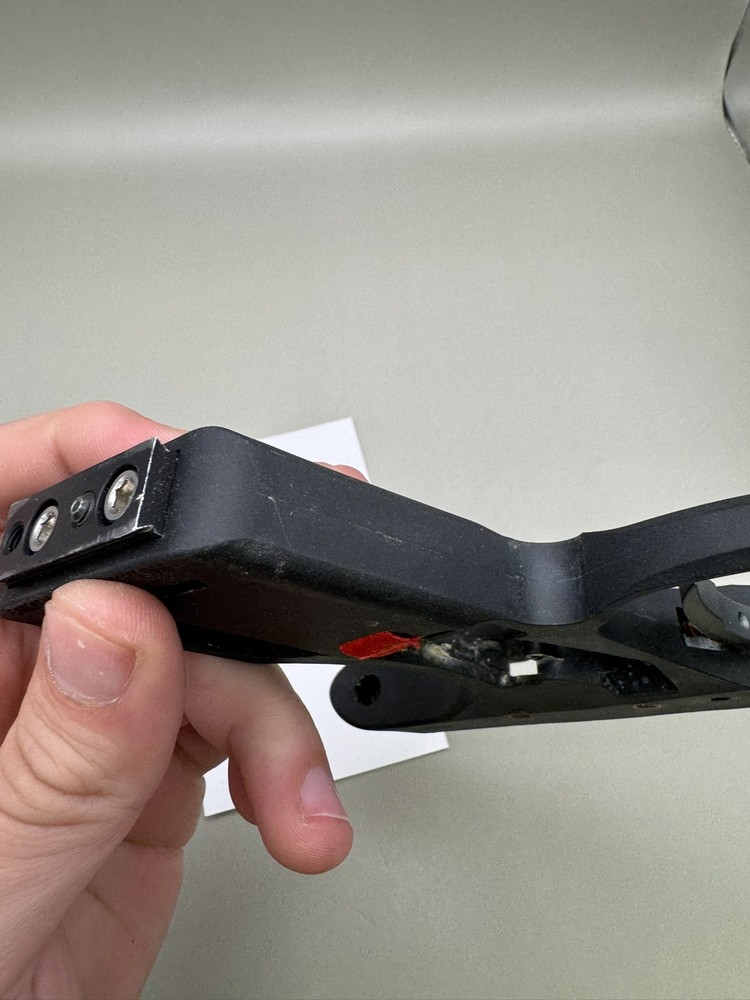 Dye Prize Frame Black