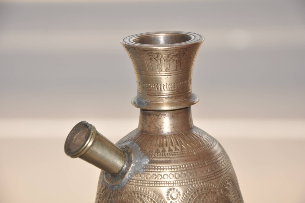 Vintage Solid Unique Shape Brass Handcrafted Inlay Engraved Hukha Base