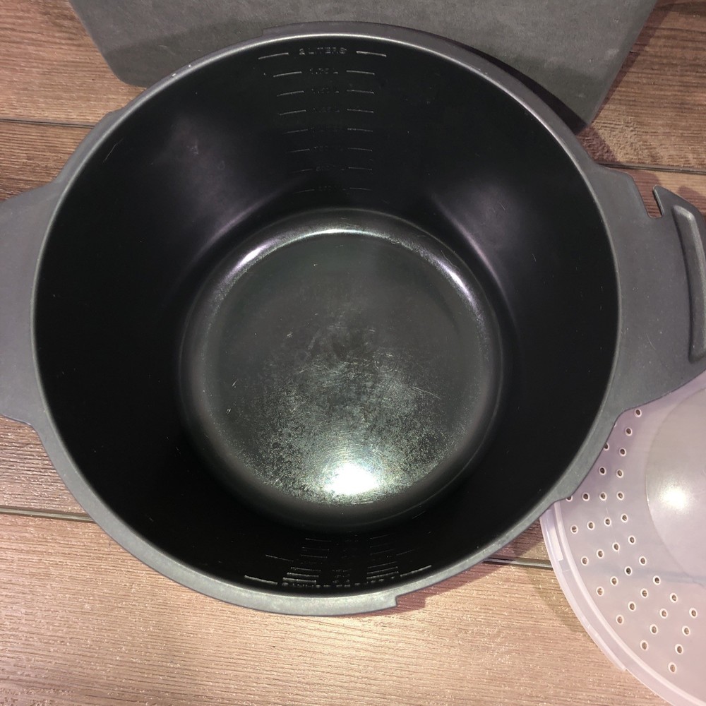 Pampered chef, rice cooker￼