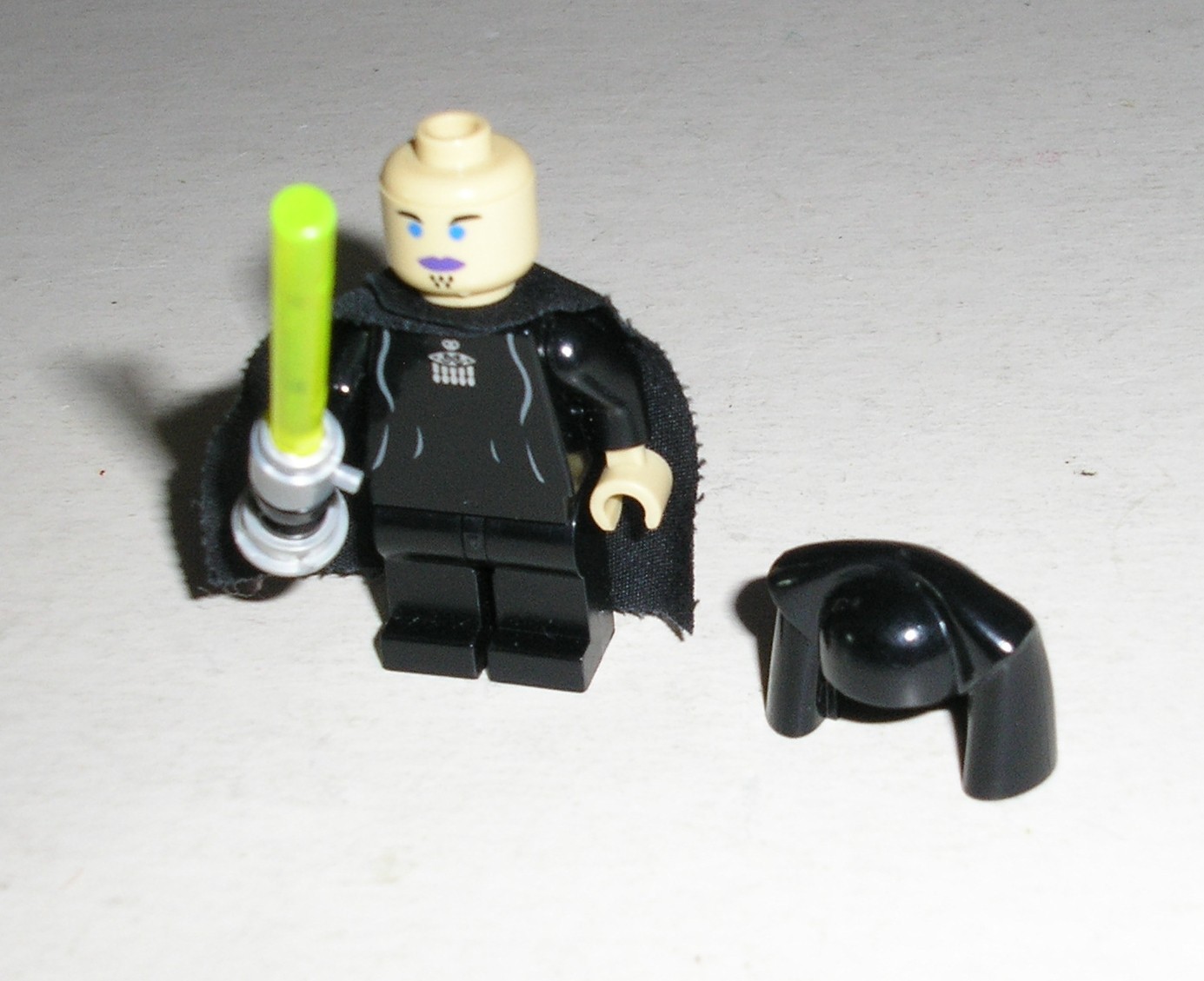 Lego Star Wars LUMINARA UNDULI w/ Light-up Lightsaber Minifigure 7260 (Works!)