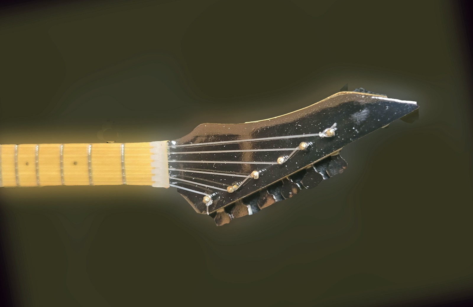 CC Deville Poison Skull Guitar BC Rich Miniature Guitar Mini Model Replica 80's