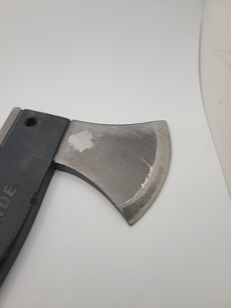 schrade axe