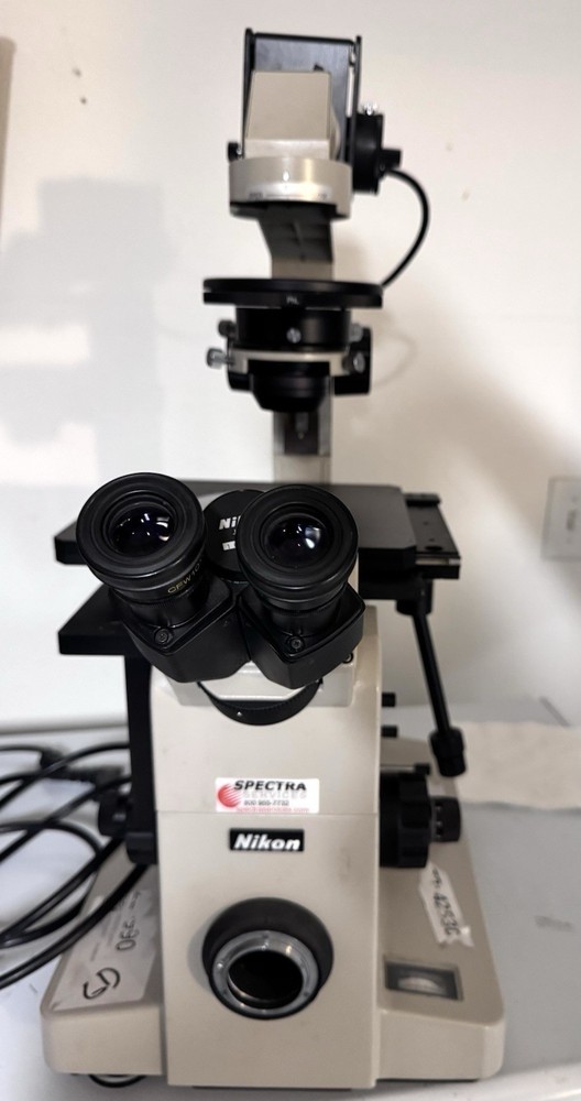 Nikon Diaphot Inverted Phase Contrast Microscope With 3 Objectives