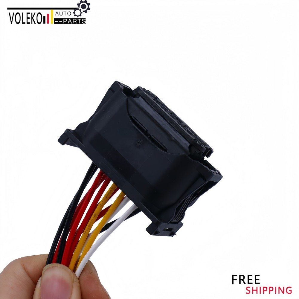 2PCS Headlight Plug For BMW E90 LCI E91 E92 E93 3 Series 61132359991