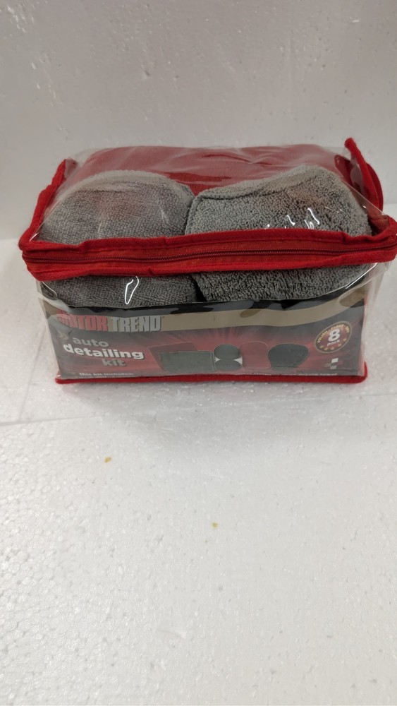 MOTOR TREND AUTO DETAILING KIT - 8 PACK