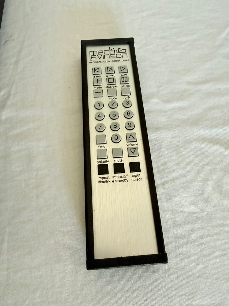 Mark Levinson 39 CD Player Processor w/ Remote - Excellent!