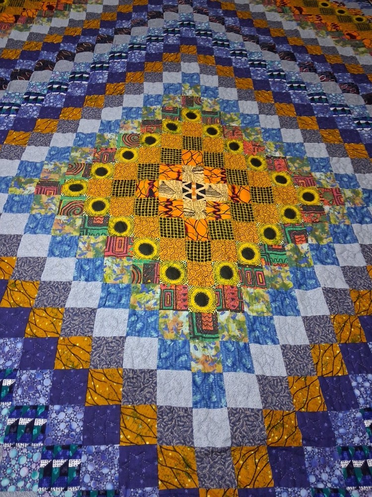 Patchwork Quilt Modern Fabrics Machine Pieced, Hand Stitched/Quilted 65"x100"