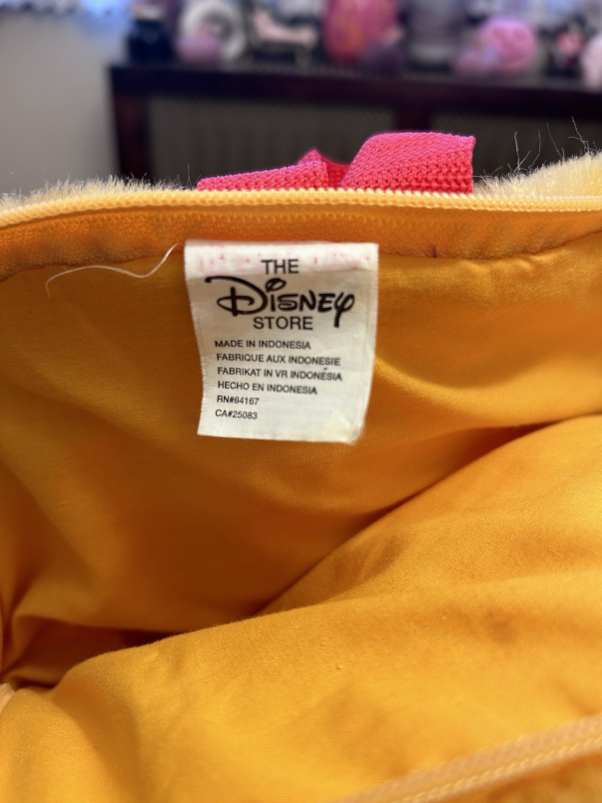 Winnie The Pooh Backpack Character Disney Store Used Slight Wear Reflects Price!