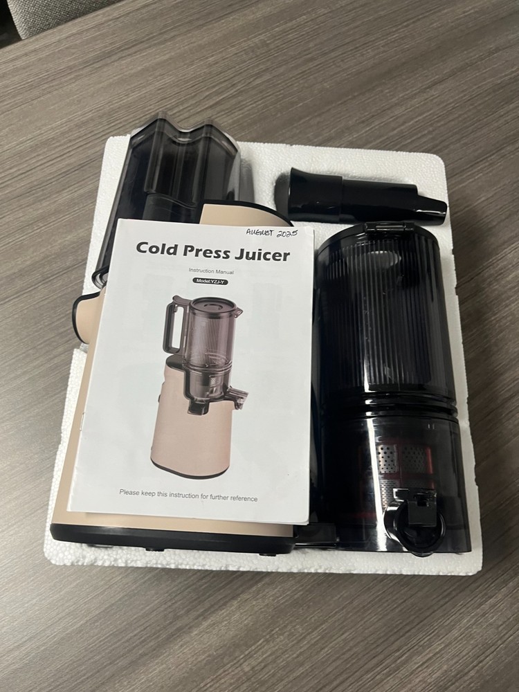 LQZ Masticating Juicer - Used once