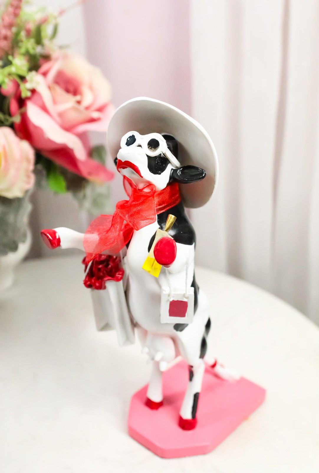 Cow Parade Alphadite Goddess of Shopping Shopaholic Cow Collector's Figurine