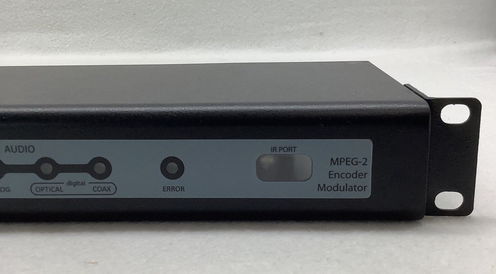 ZeeVee ZvPro 250 MPEG-2 Encoder Modulator With Rack Mount Ears