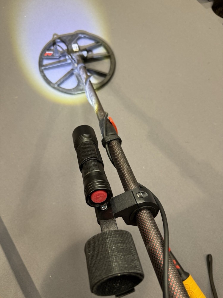 Pinpointer Mount For Detector Minelab Pro Find. Garrett Pro-pointer weighs 5 oz