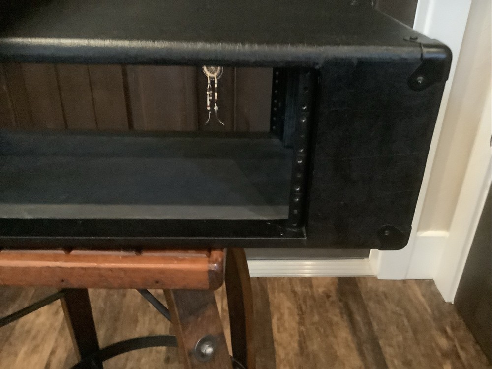 Custom 4 Space Rack Case Amp Head Design