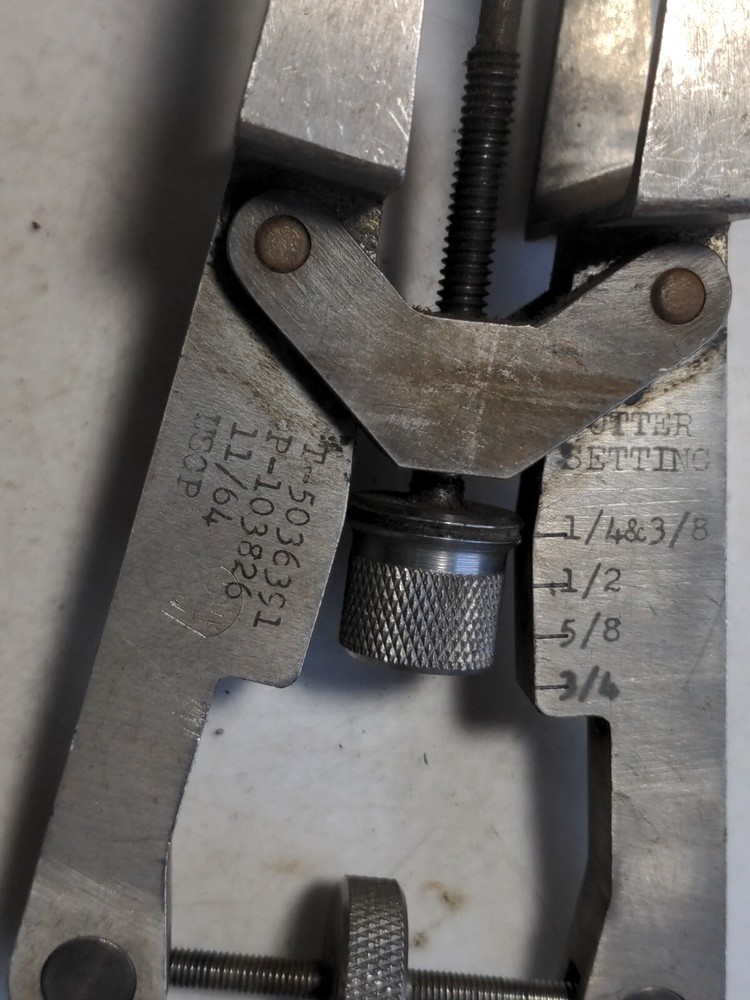 Adjustable Cutter setting Clamp