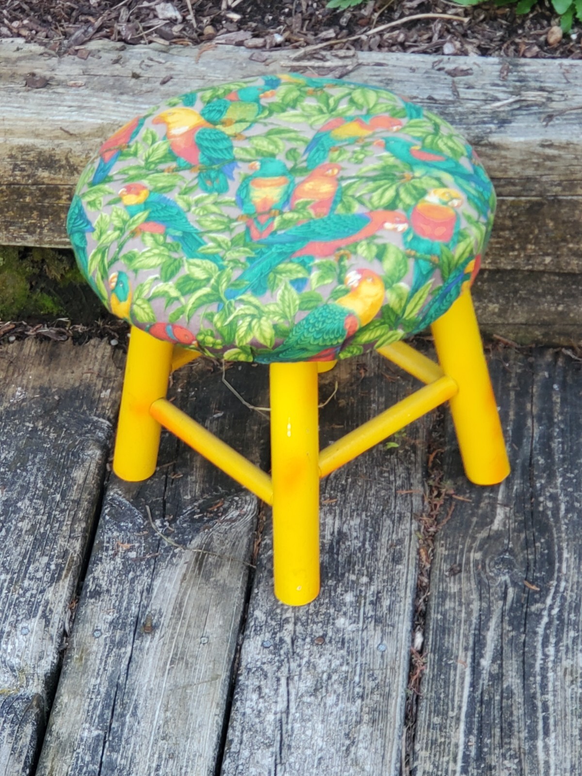 Parrot Jungle Paradise Love Birds Footstool Wood Base Colorful Hand Made As Is