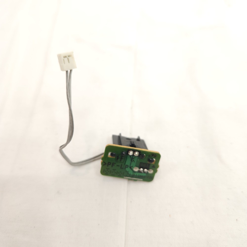 Sony CDP-CX455 Mega Storage 400 CD Changer/Player Part Circuit Board Sensor