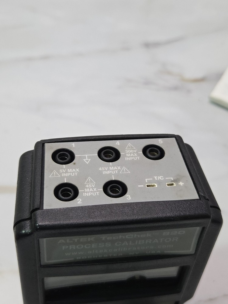 ALTEK TECHCHEK 820 PROCESS CALIBRATOR
