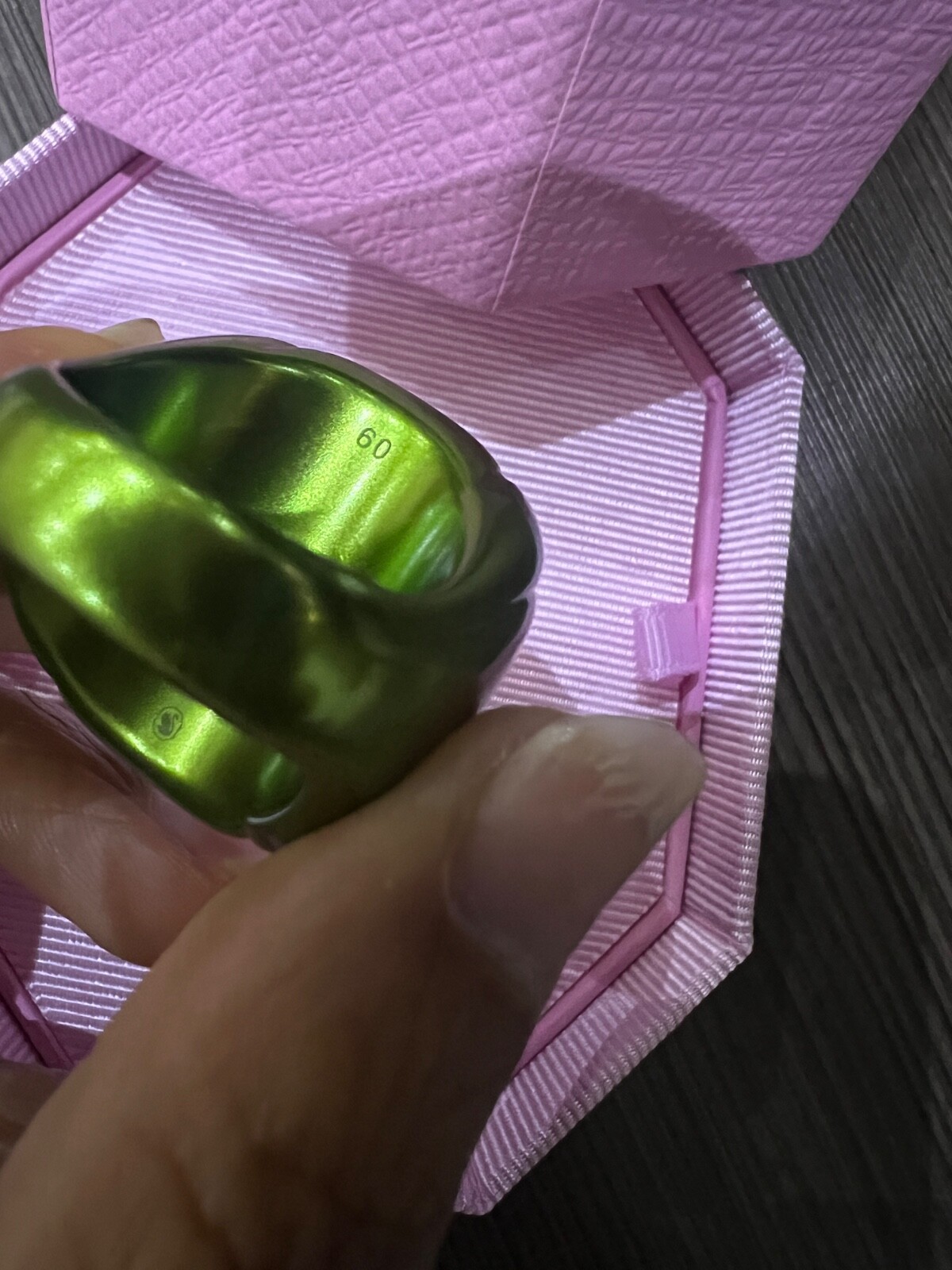 Swarovski Dulcis Cushion Cut green Cocktail Ring 5609722 Size 60 New 💕