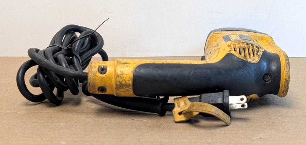 Dewalt DW515 5/8" Variable Speed Reversible Heavy Duty Hammer Drill