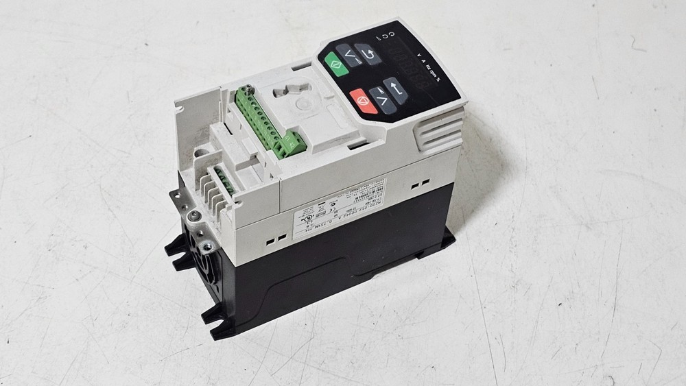Control Techniques Unidrive M200-012 00042A Variable Frequency Drive