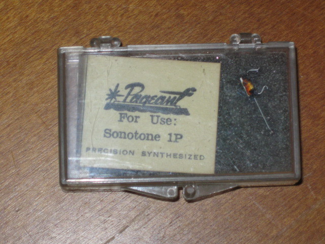 VINTAGE PAGEANT REPLACEMENT NEEDLE