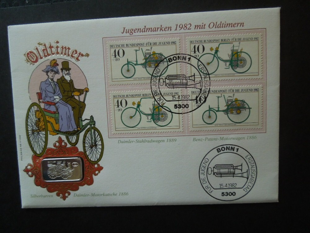J2429   GERMANY 1982  oldtimer  Daimler  SMALL ARGOR SILVER 999  MEDAL