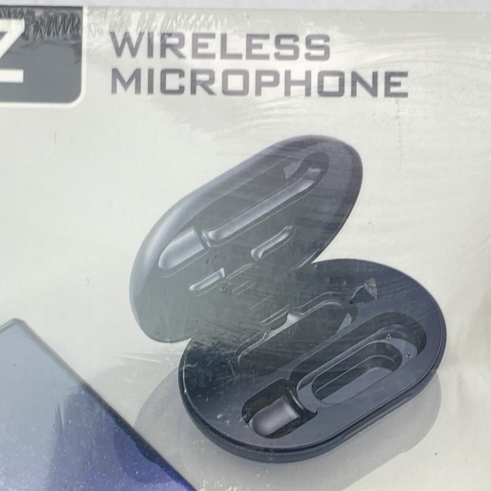 Wireless microphone single channel with charging case for iPhone lightning