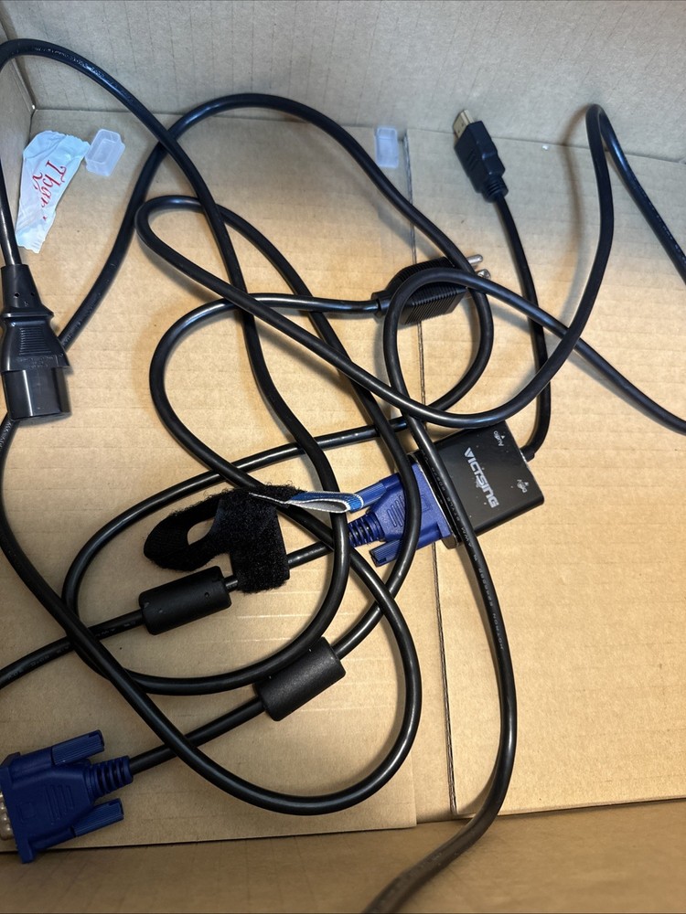 InFocus Projector IN102 Complete Original Box Remote-Instructions Cords Bundle