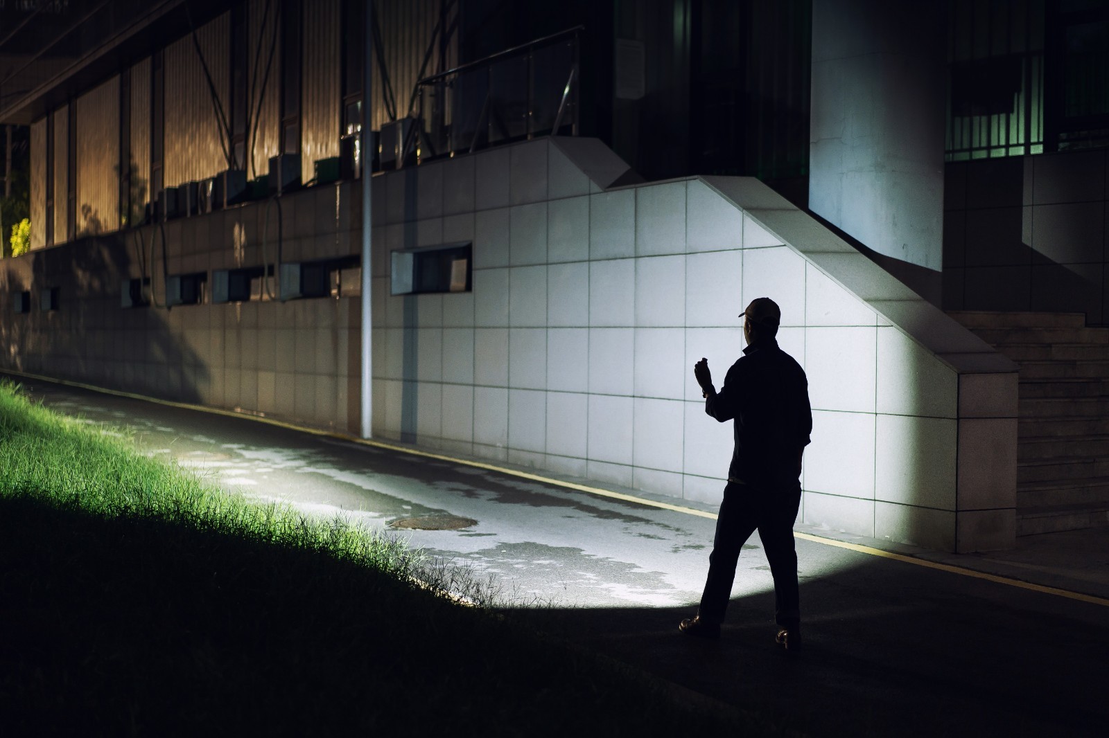 Olight Oclip Pro Zombie Green Clip-On Flashlight Red Light New